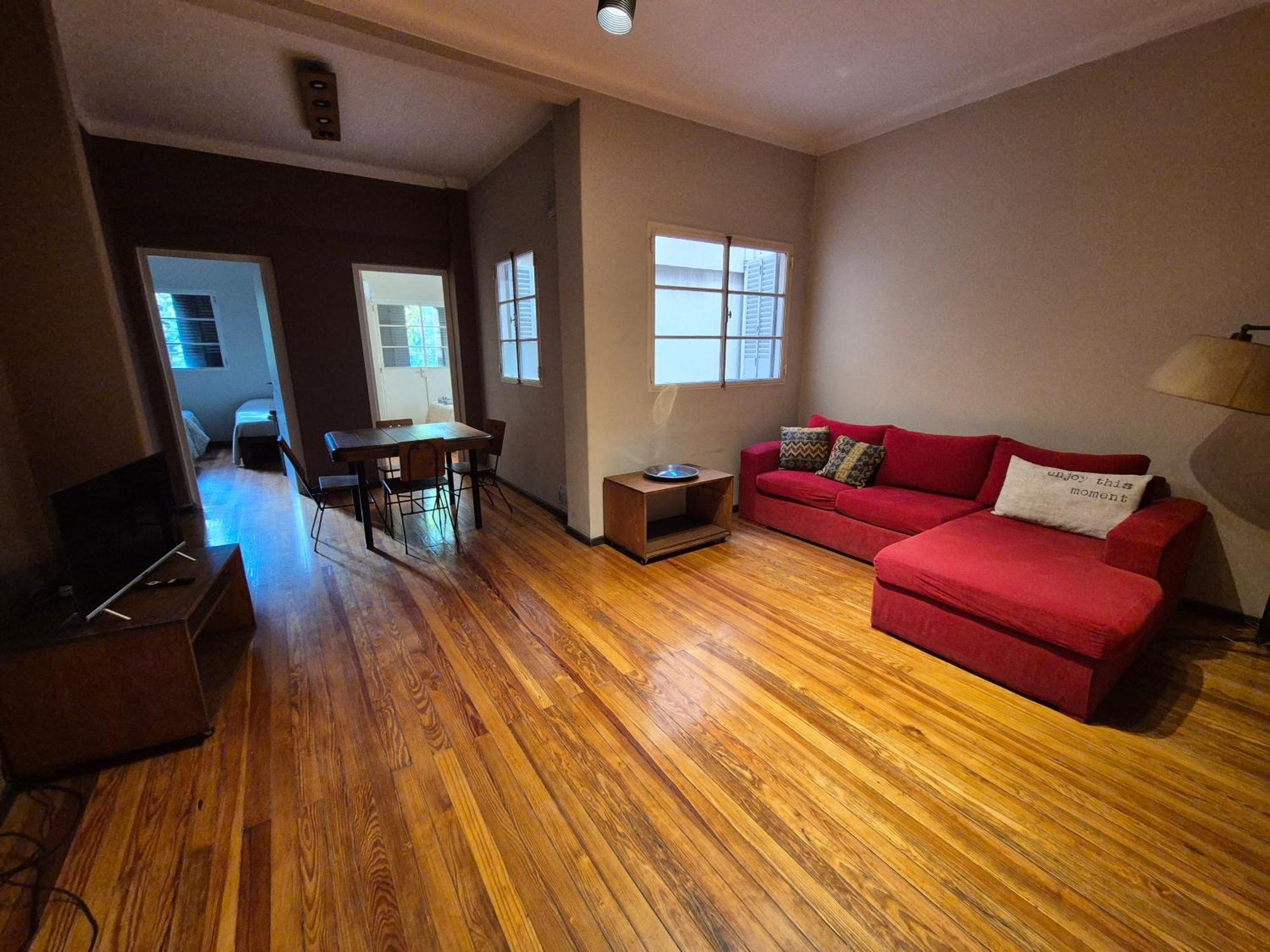 Apartment Excelente Ubicacion, Frente A Plaza Independencia